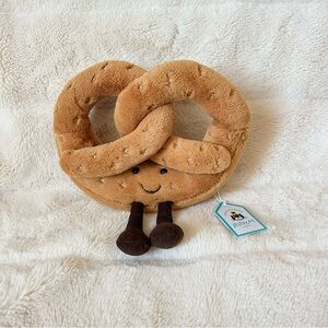 NWT Jellycat Amuseable Pretzel
